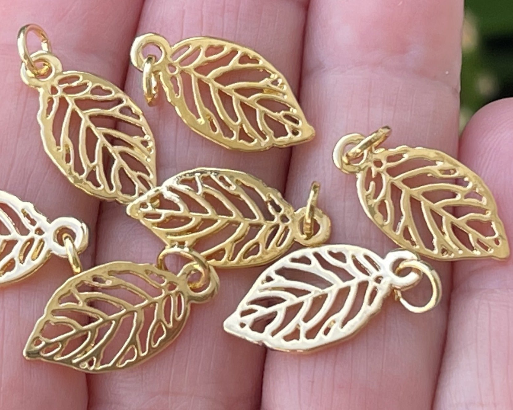 Leaf charm 10x19mm 14K Gold plated metal alloy pendant charm