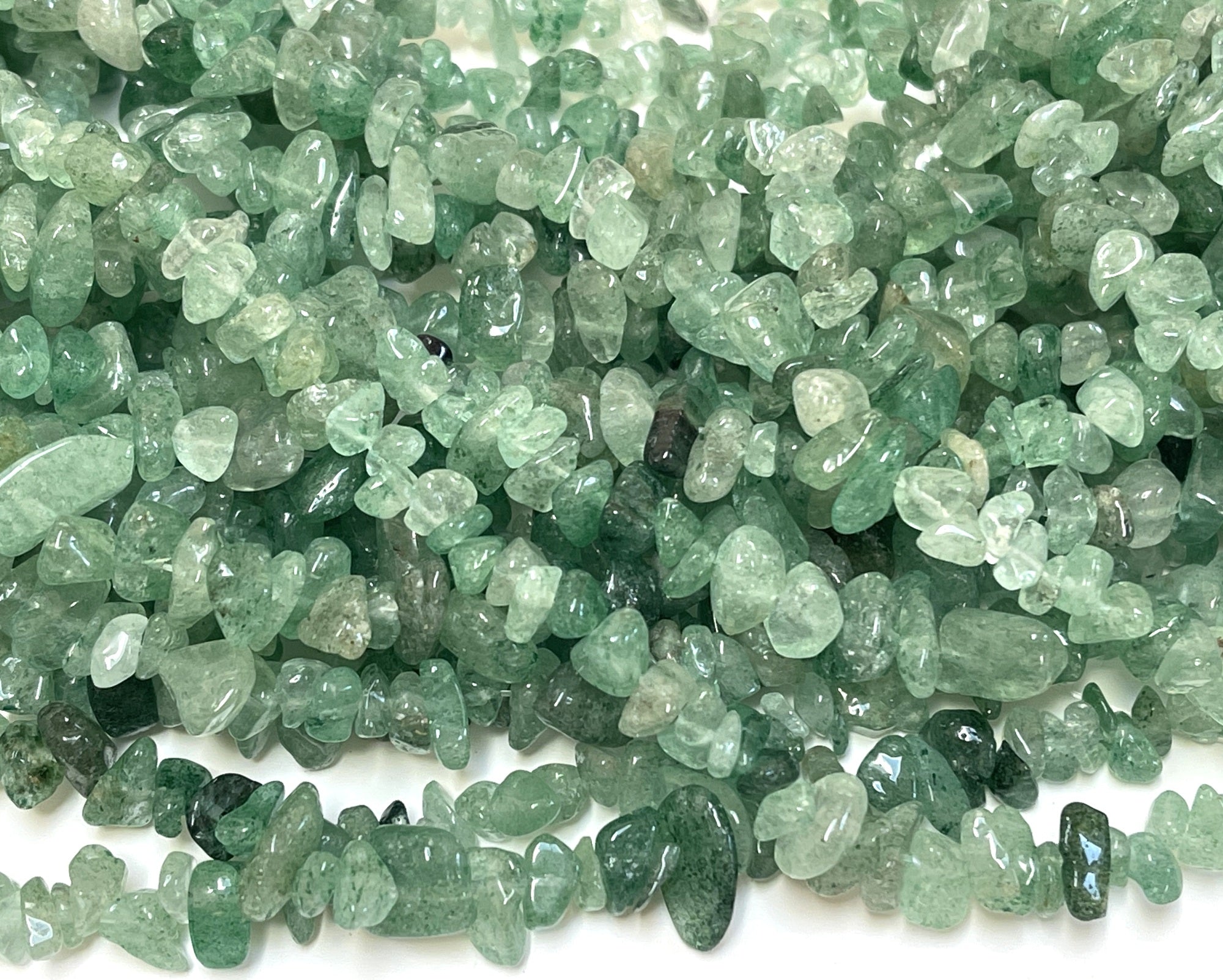 Green Strawberry Quartz 6-9mm chip beads natural gemstone chips 32" strand