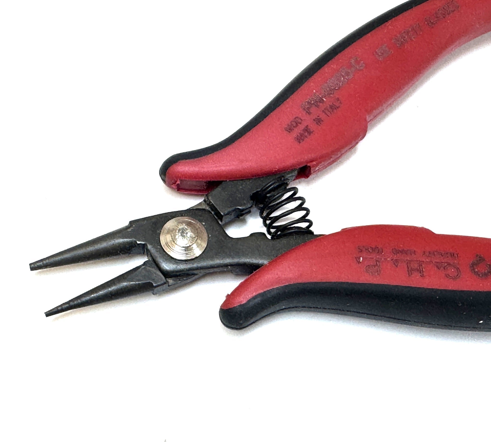 Beadsmith Milan Round Nose Pliers with cutter, Made in Italy - Oz Beads 