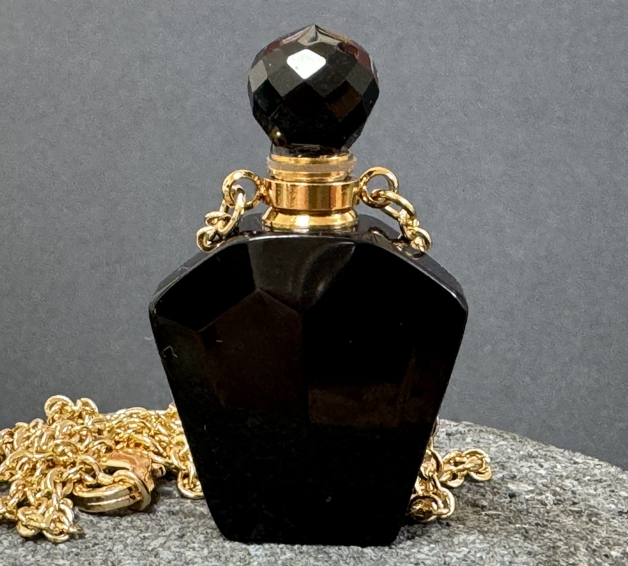 Black Onyx Perfume Bottle Necklace, natural gemstone 38mm crystal pendant on chain - Oz Beads 