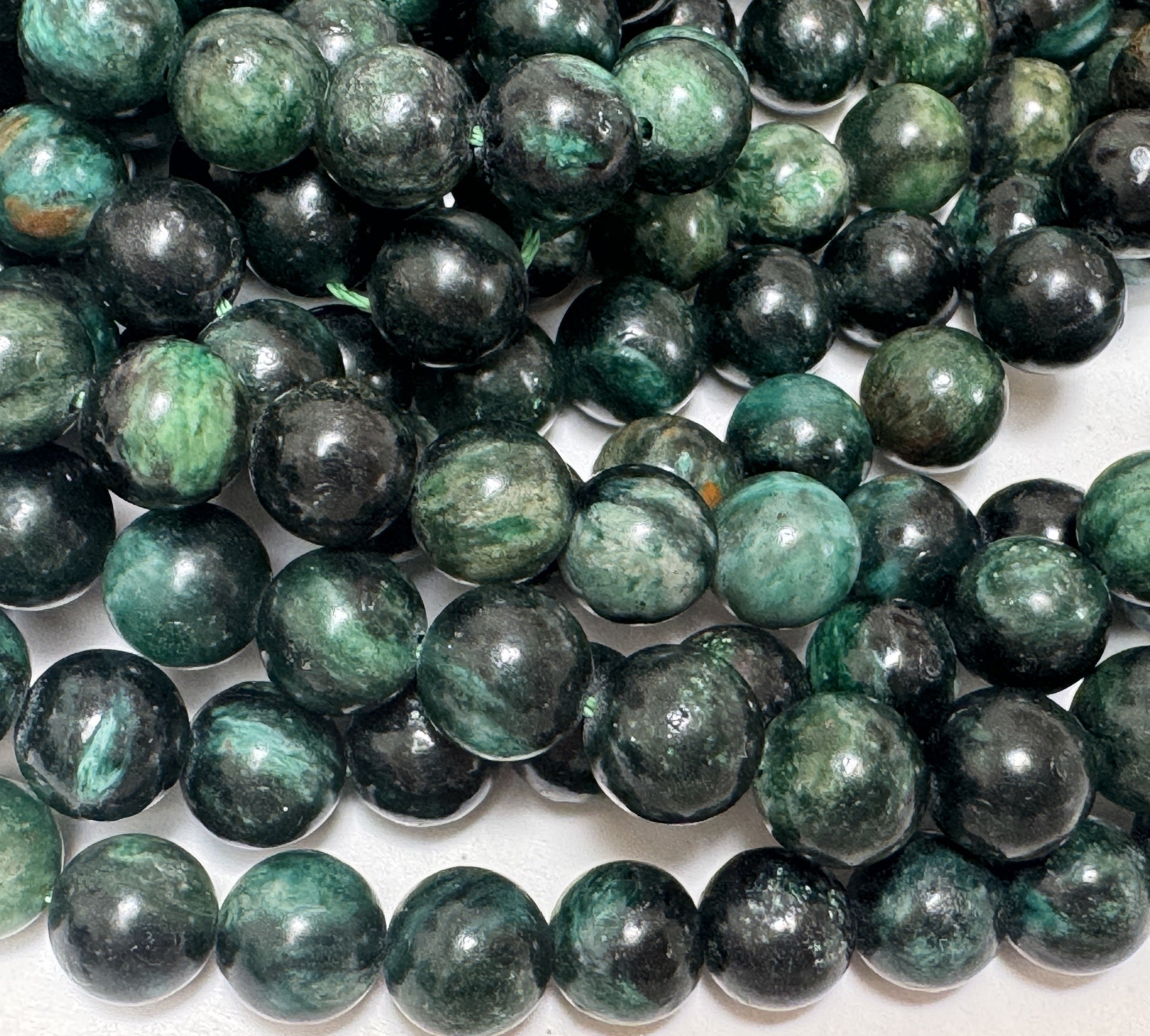 Dark Green Emerald 8mm round natural gemstone beads 15.5" strand - Oz Beads 