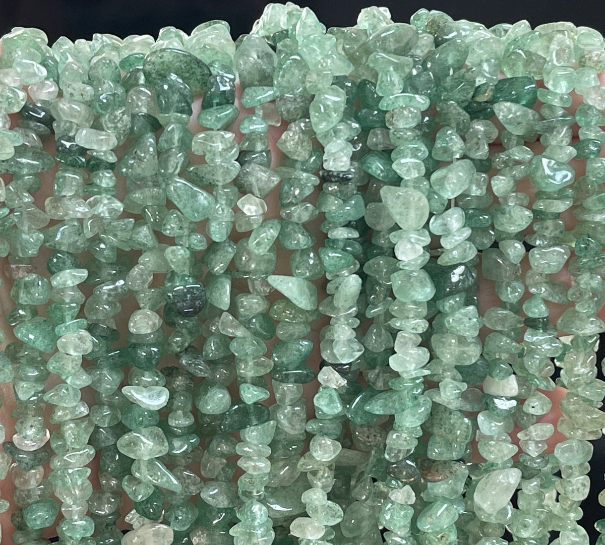 Green Strawberry Quartz 6-9mm chip beads natural gemstone chips 32" strand - Oz Beads 