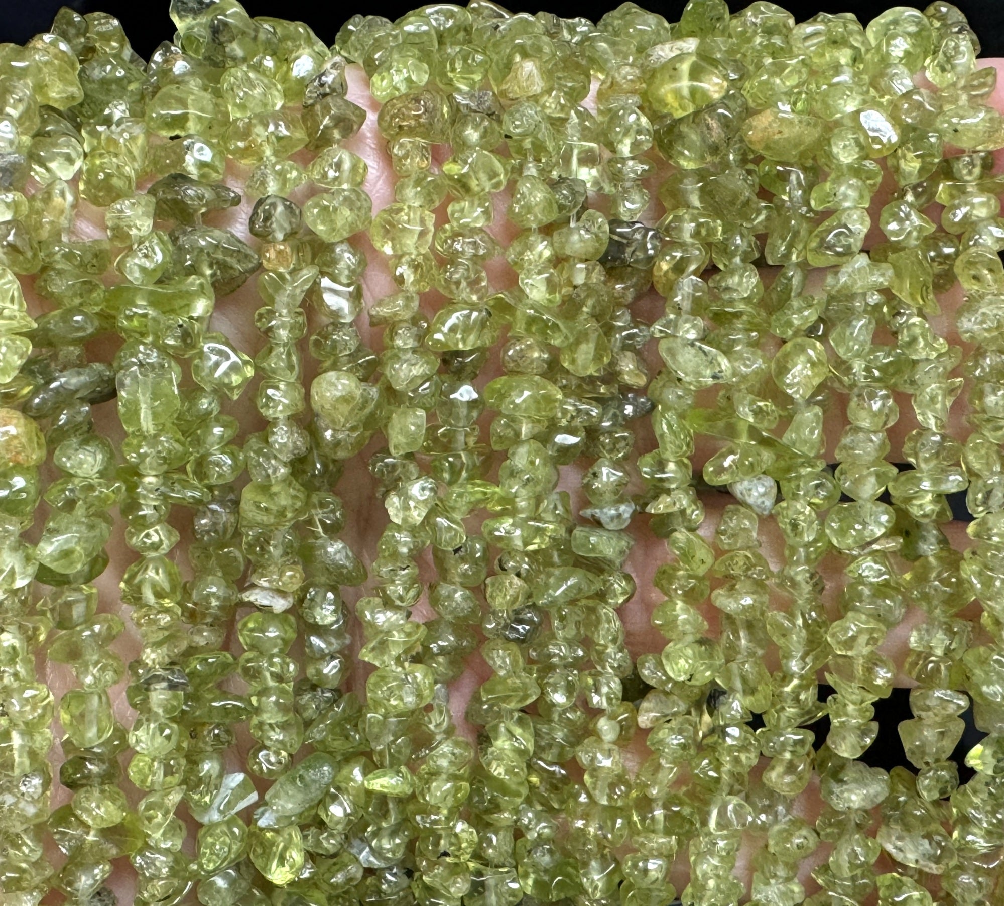 Peridot 5-7mm chip beads natural gemstone chips 33" strand - Oz Beads 