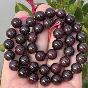 Red Garnet 10mm round natural gemstone beads 15.5" strand - Oz Beads 