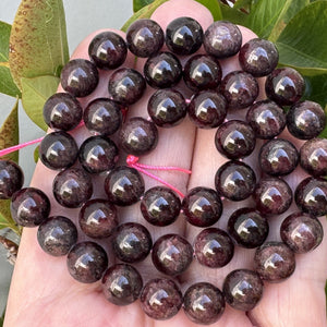 Red Garnet 8mm round natural gemstone beads 15.5" strand - Oz Beads 