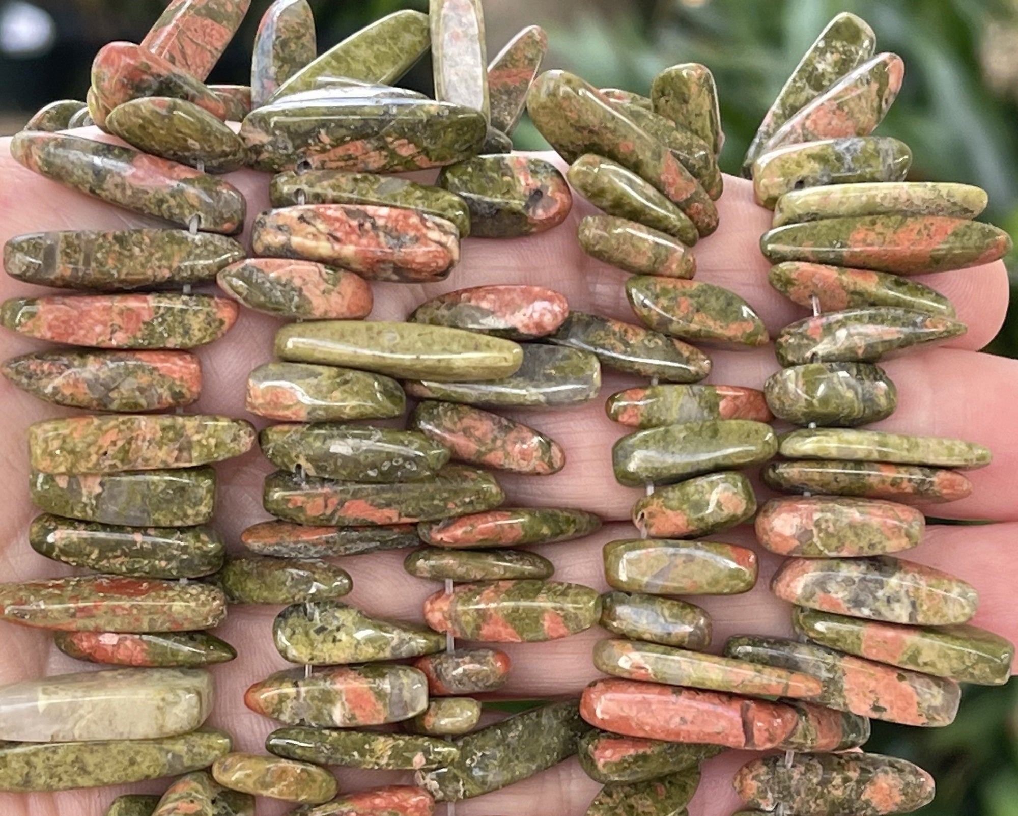 Unakite top drilled tooth stick dagger beads 15" strand - Oz Beads 