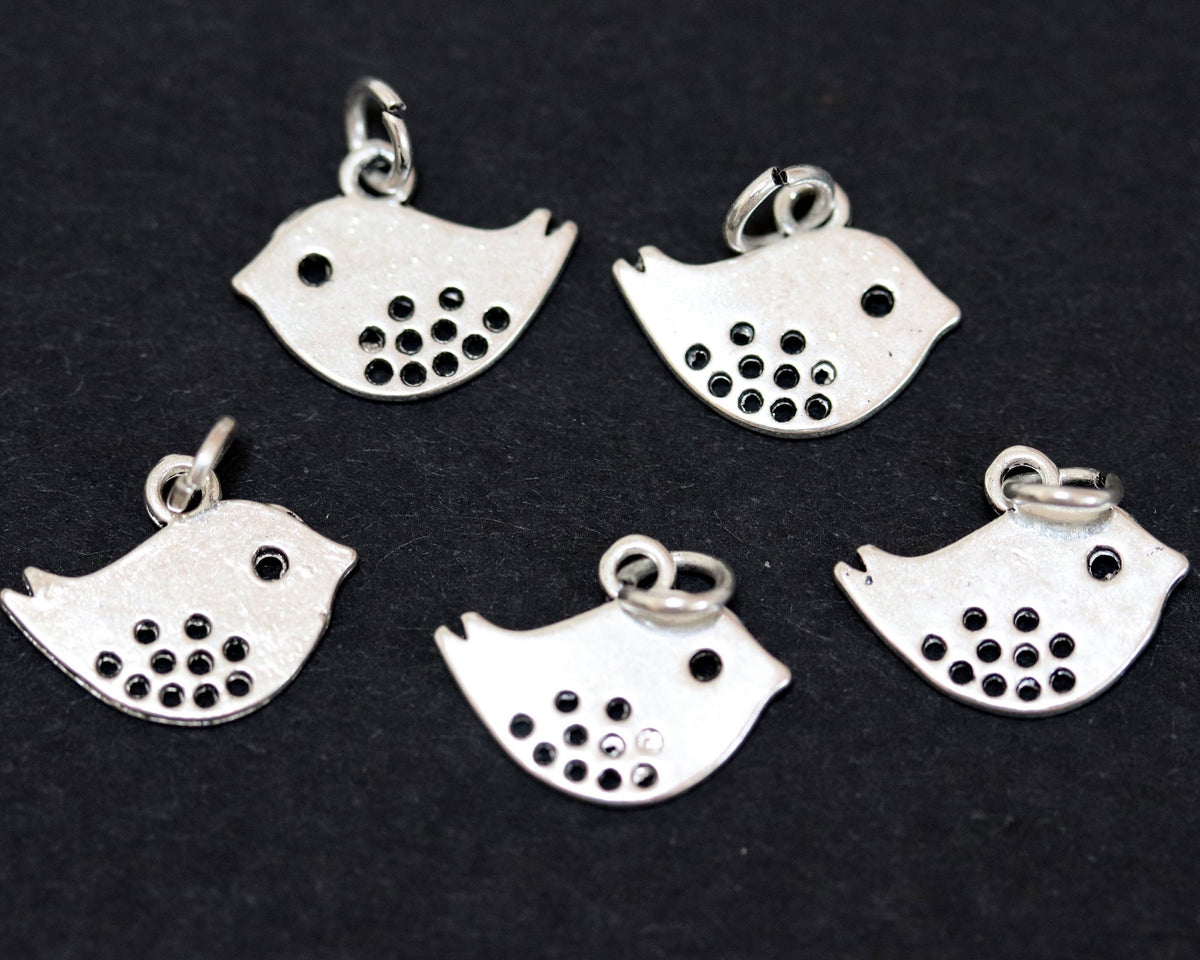 Bird charm 13x16mm platinum silver plated metal alloy pendant - Oz Beads 