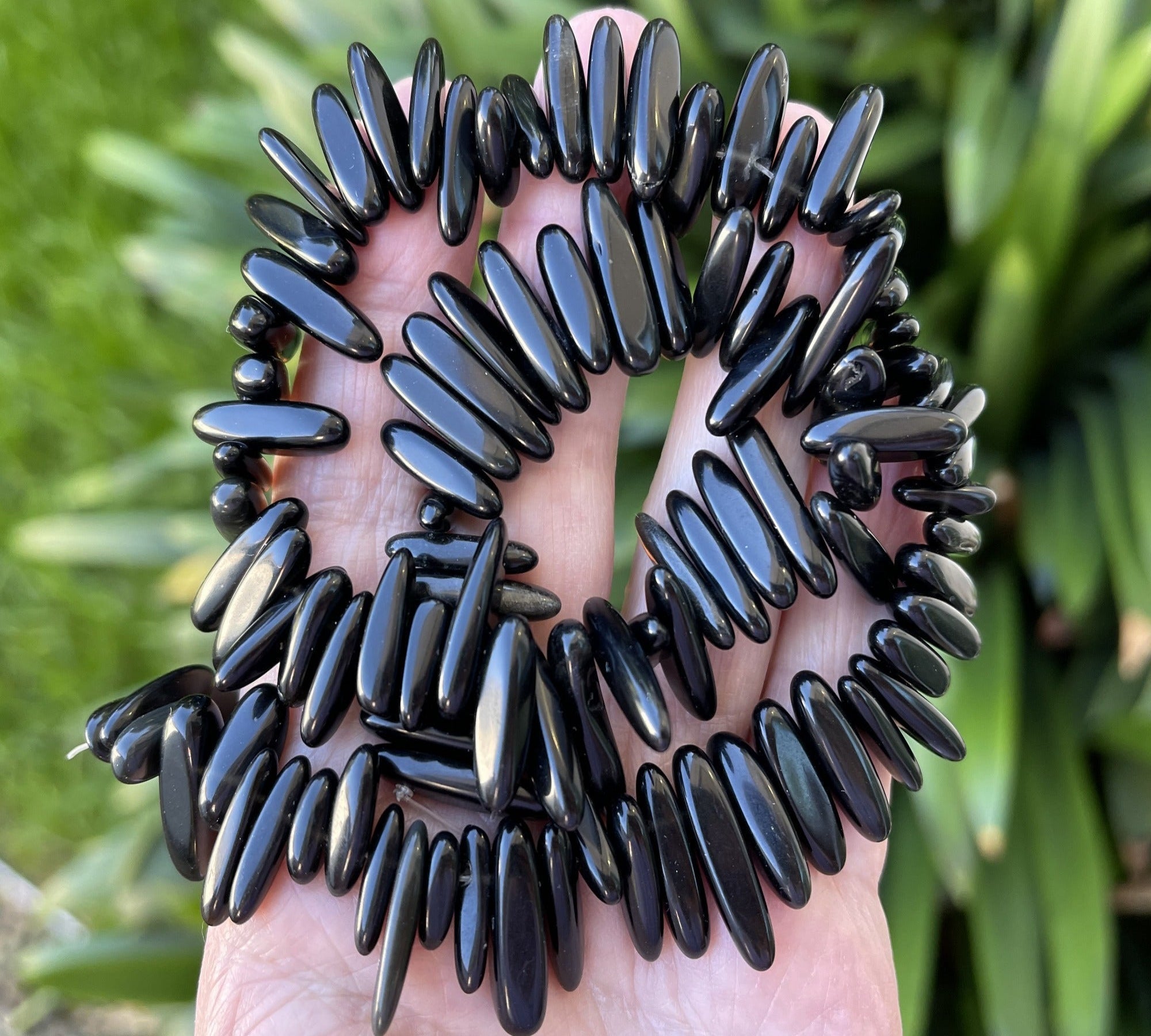 Black Agate top drilled tooth stick dagger beads 15" strand - Oz Beads 