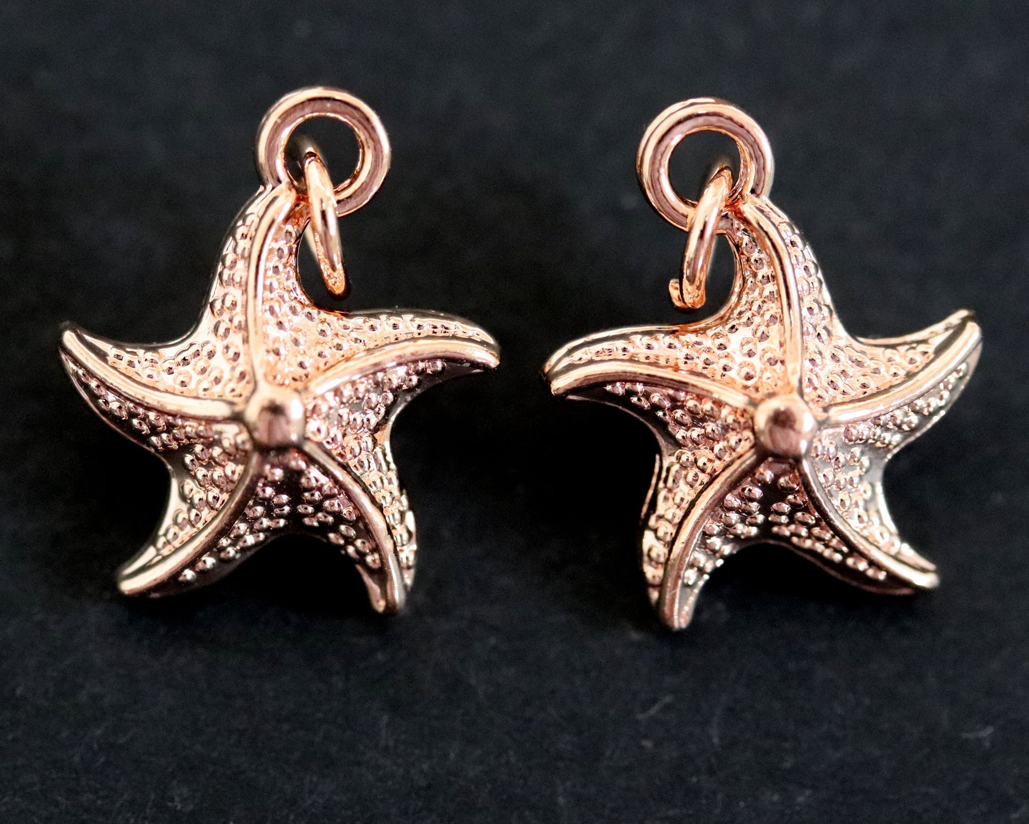 Star Fish charm 13x17mm 14K Rose Gold plated metal alloy pendant - Oz Beads 